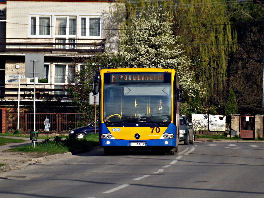 Mercedes Conecto LF 70 MZK Starachowice