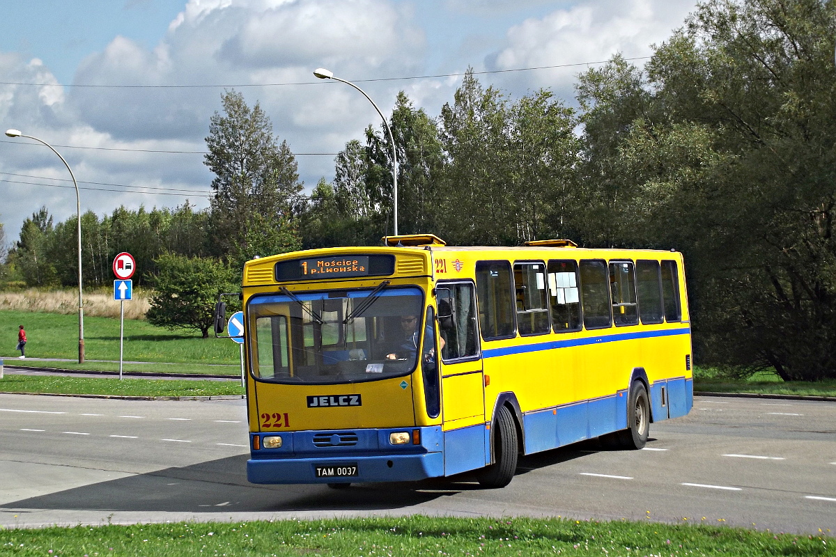 Jelcz PR110 CNG 221 MPK Tarnw