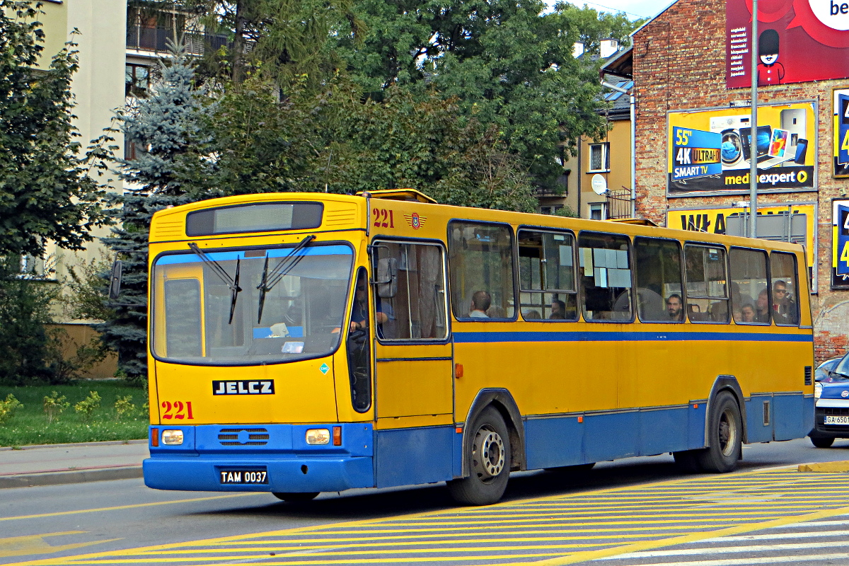 Jelcz PR110 CNG 221 MPK Tarnw