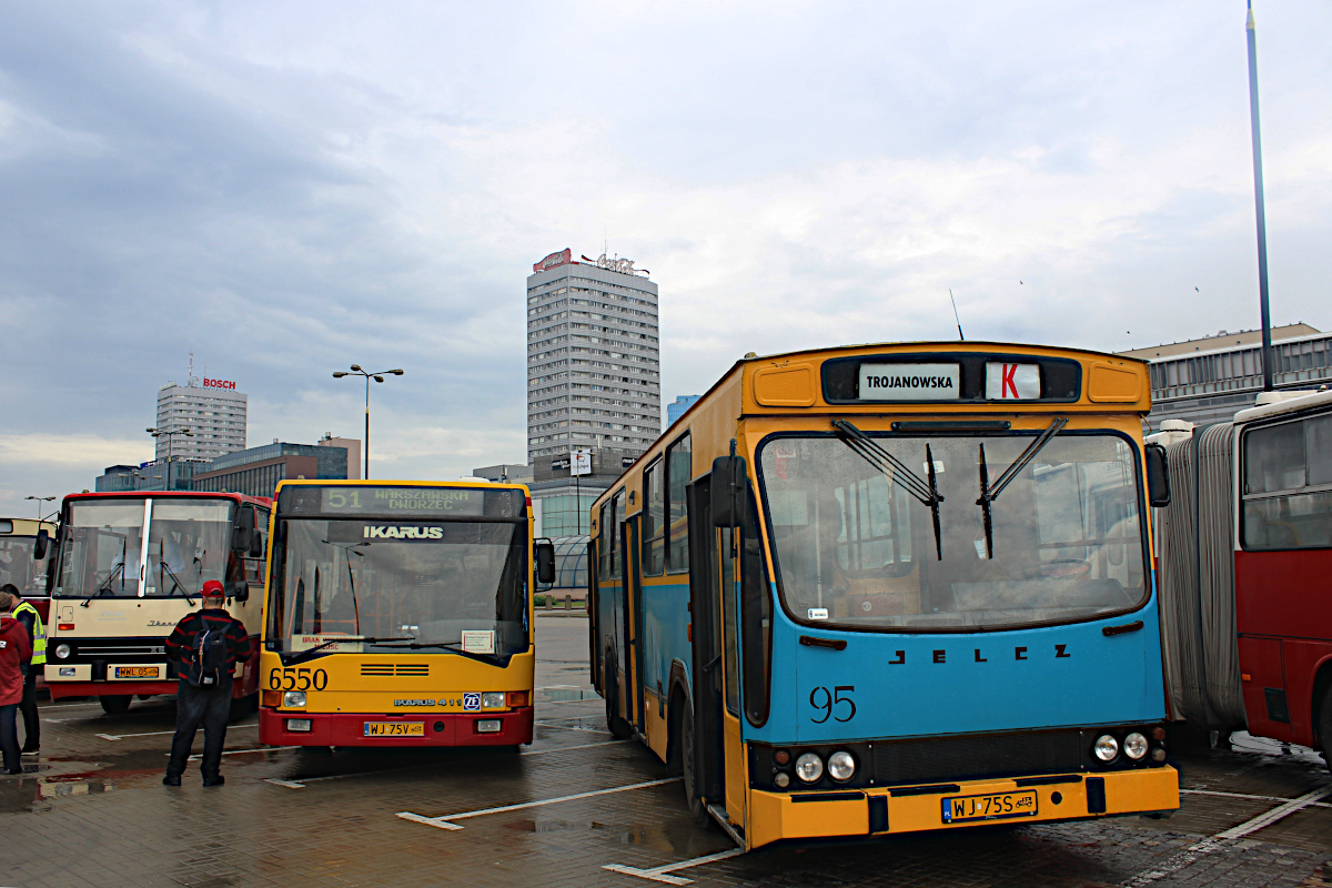 Jelcz M11 95 KMWTW Warszawa