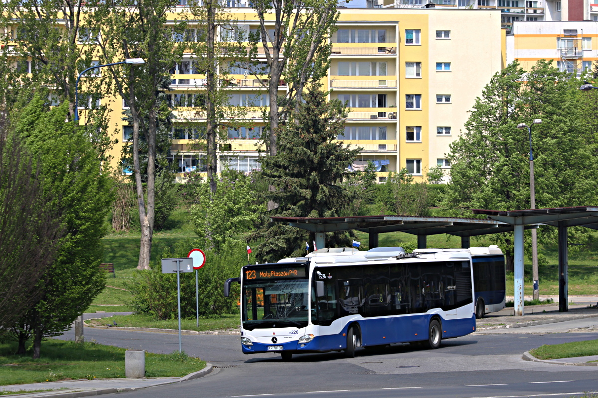 Mercedes-Benz O530 C2 Hybrid PO226 MPK Krakw