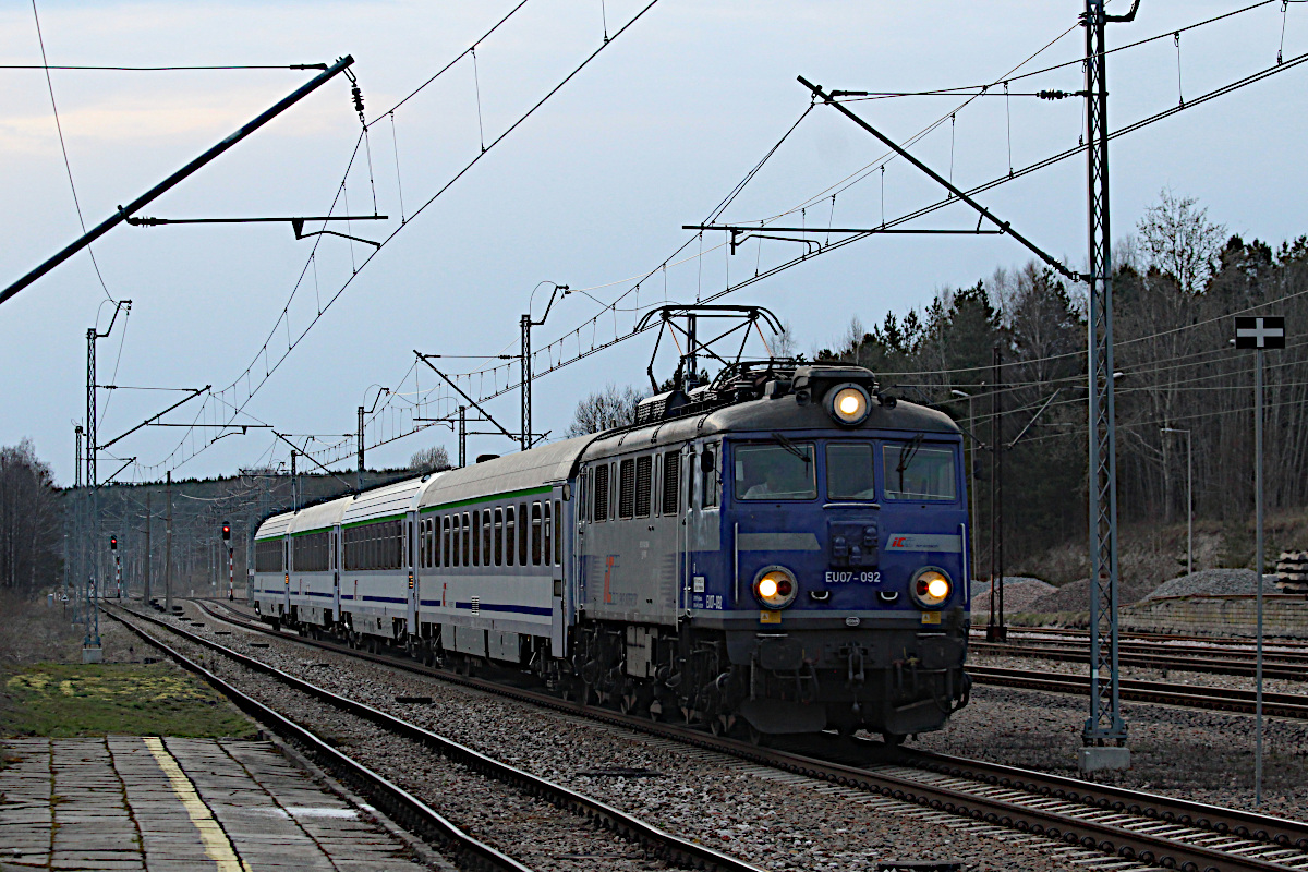 EU07 092 PKP Intercity