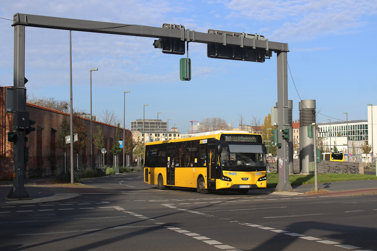 VDL Citea LLE120 2425 Berliner Verkehrsbetriebe AR BVG