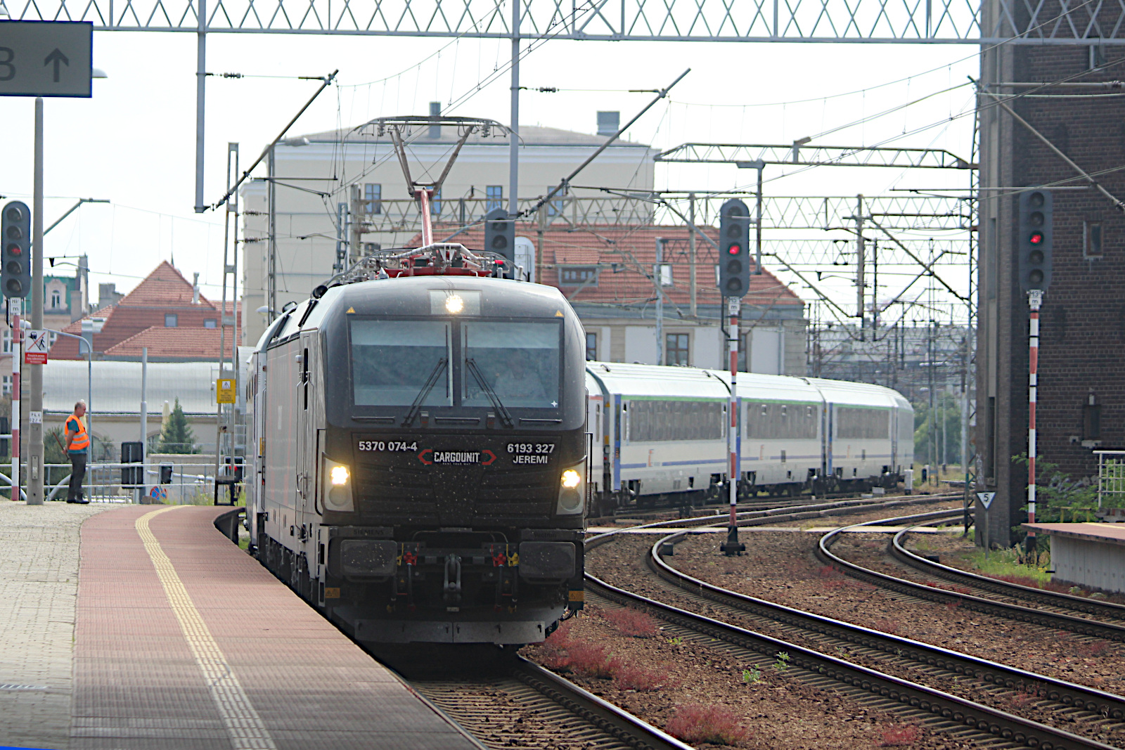 Siemens Vectron MS 6193 327 Industrial Division / Cargounit