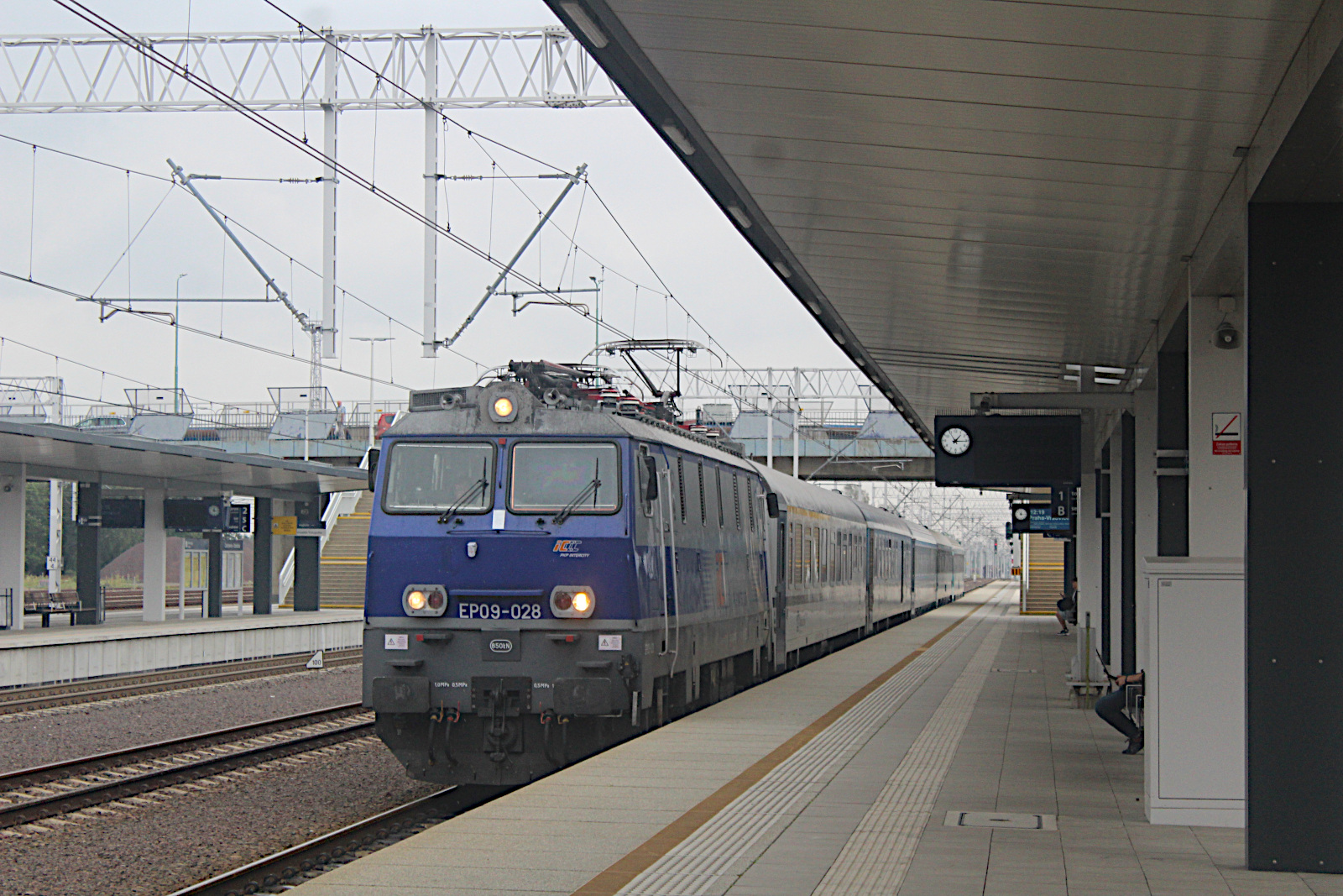 EP09 028 PKP Intercity