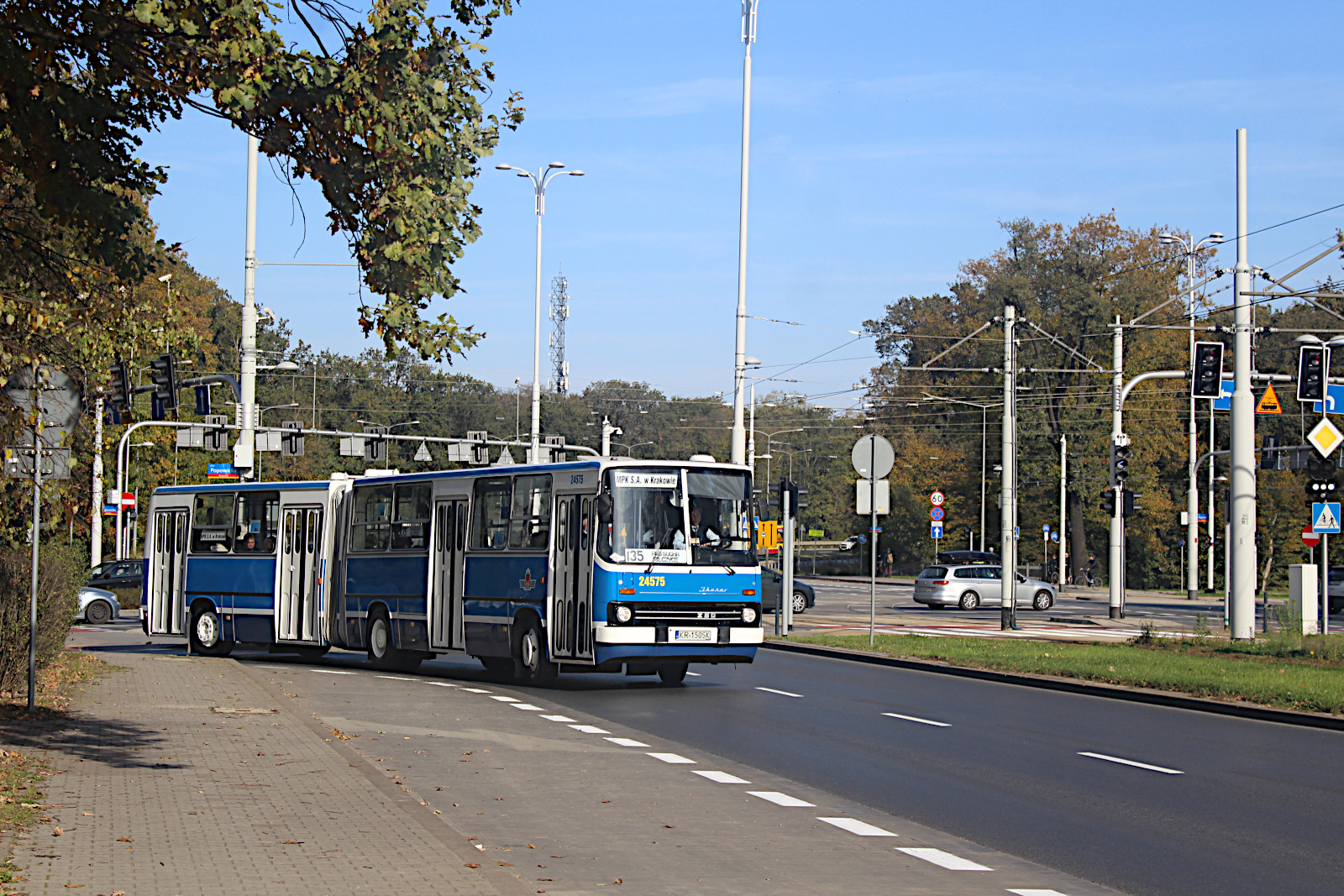 Ikarus 280 24575 MPK Krakw